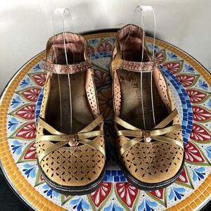 Jambu Cherry Blossom Mary Jane Womens Sz 9.5 M Beige Leather Comfort Shoes